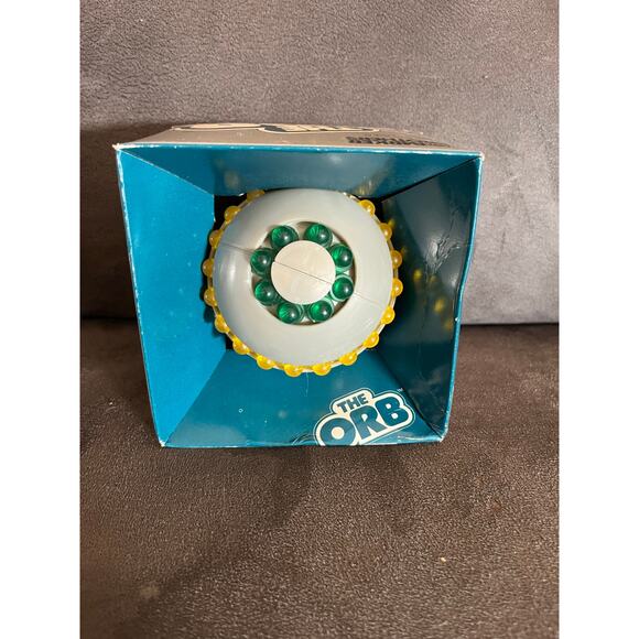 The Orb hand held puzzle- NIB - Picture 1 of 3